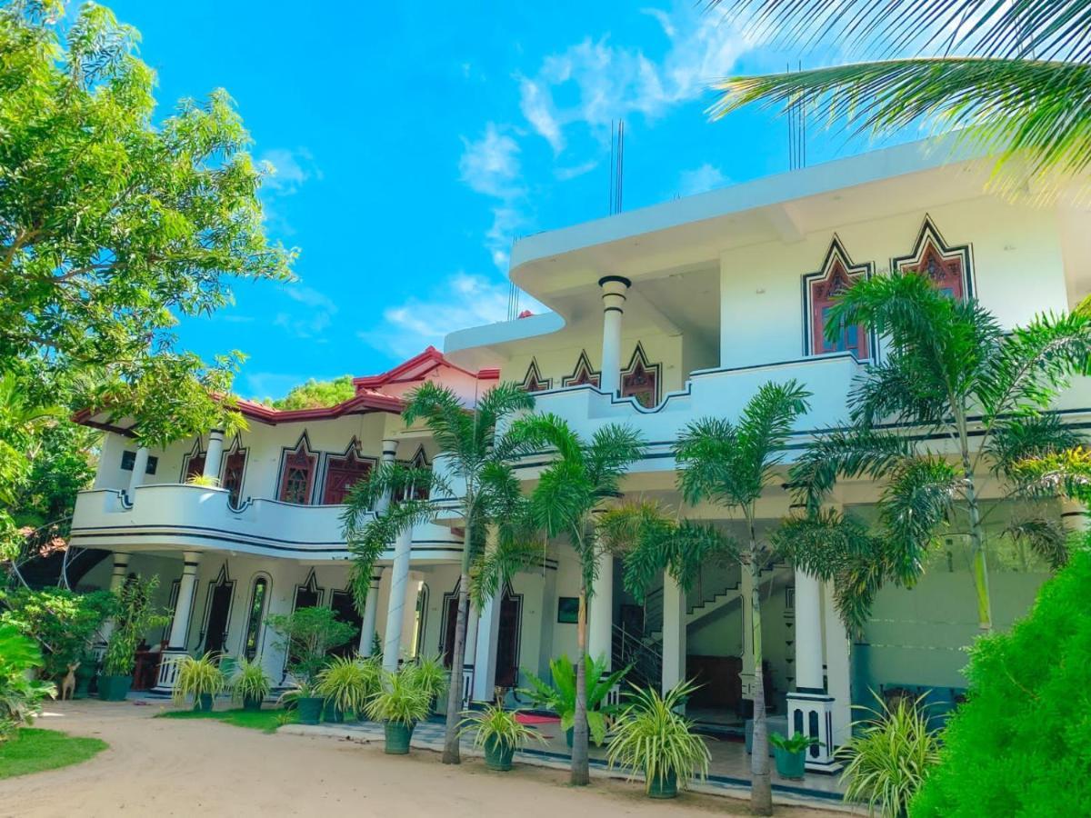 Hotel River Front ทิซซามาฮารามา ภายนอก รูปภาพ