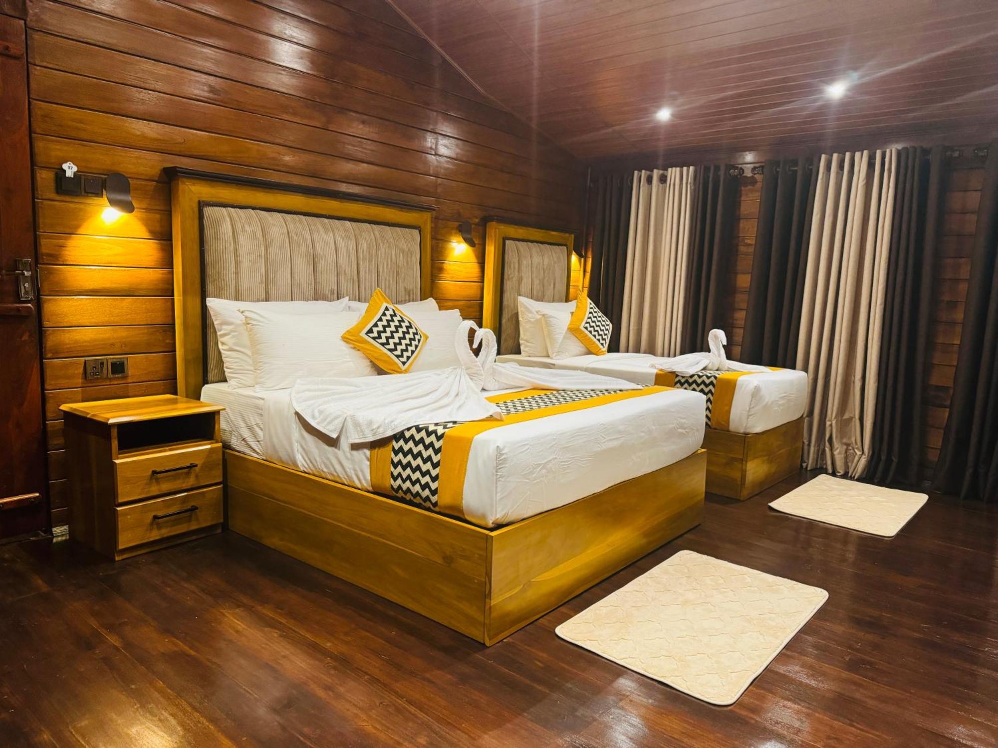Hotel River Front ทิซซามาฮารามา ภายนอก รูปภาพ